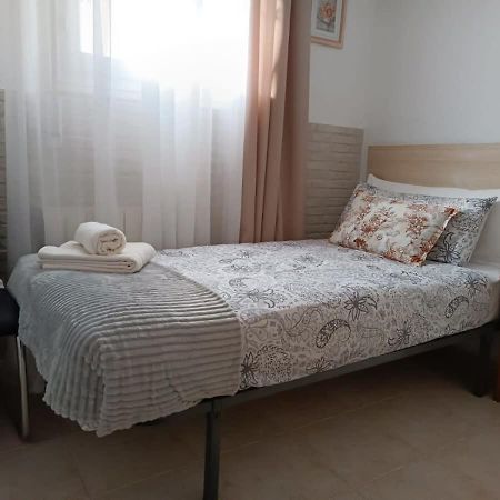 Quaint Ground Floor Apartment With Pool Lb1 Torrevieja Buitenkant foto