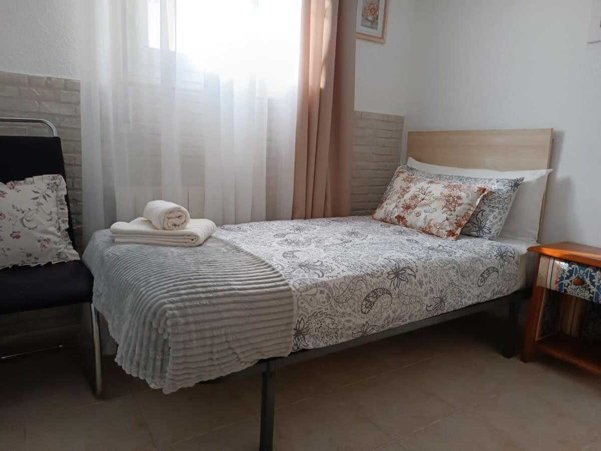 Quaint Ground Floor Apartment With Pool Lb1 Torrevieja Buitenkant foto