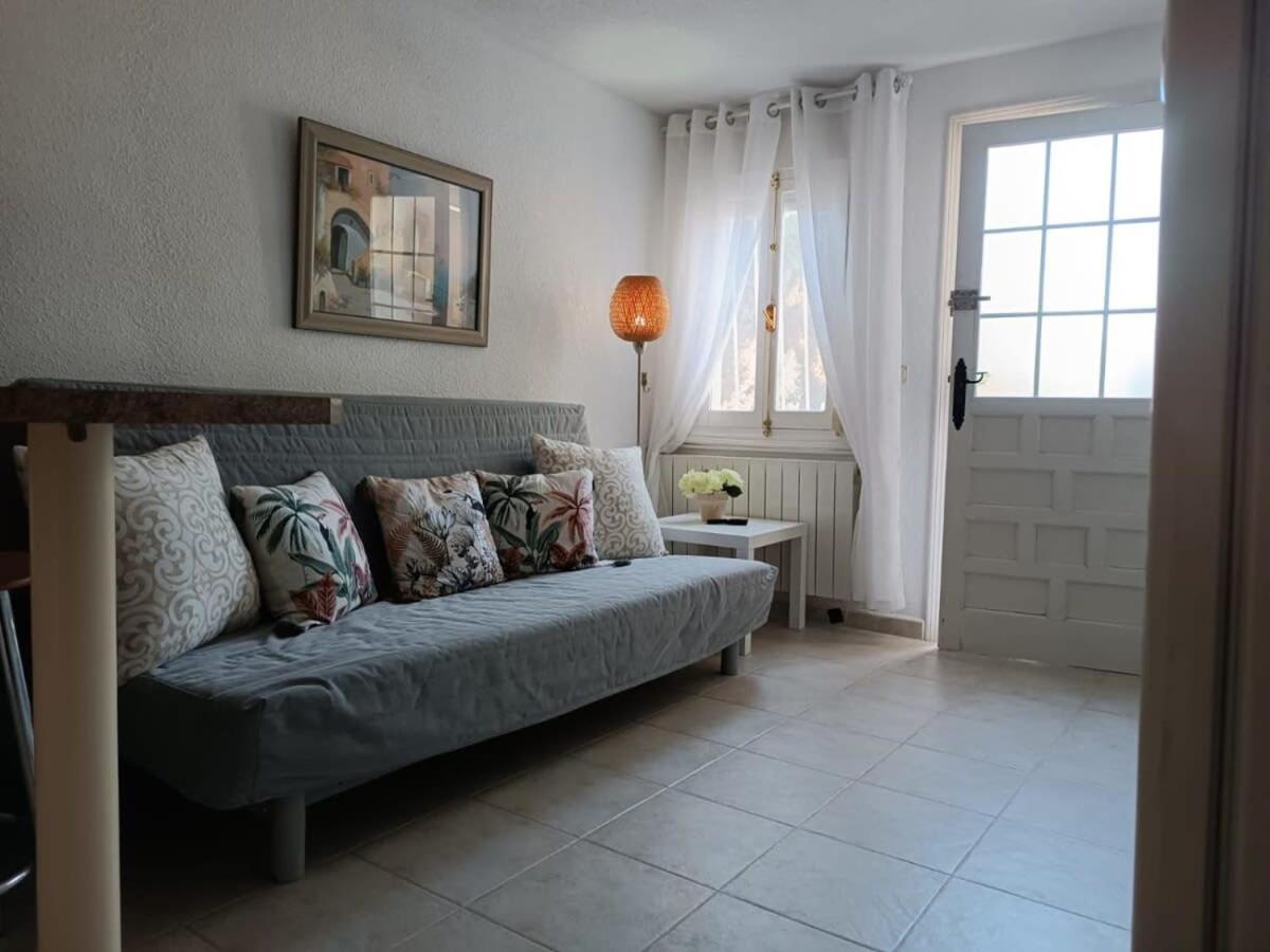 Quaint Ground Floor Apartment With Pool Lb1 Torrevieja Buitenkant foto