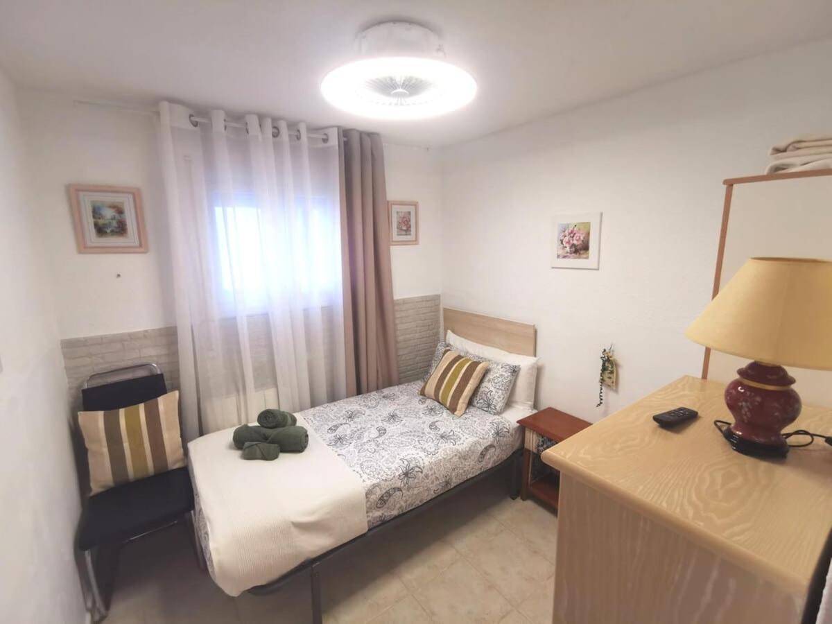 Quaint Ground Floor Apartment With Pool Lb1 Torrevieja Buitenkant foto