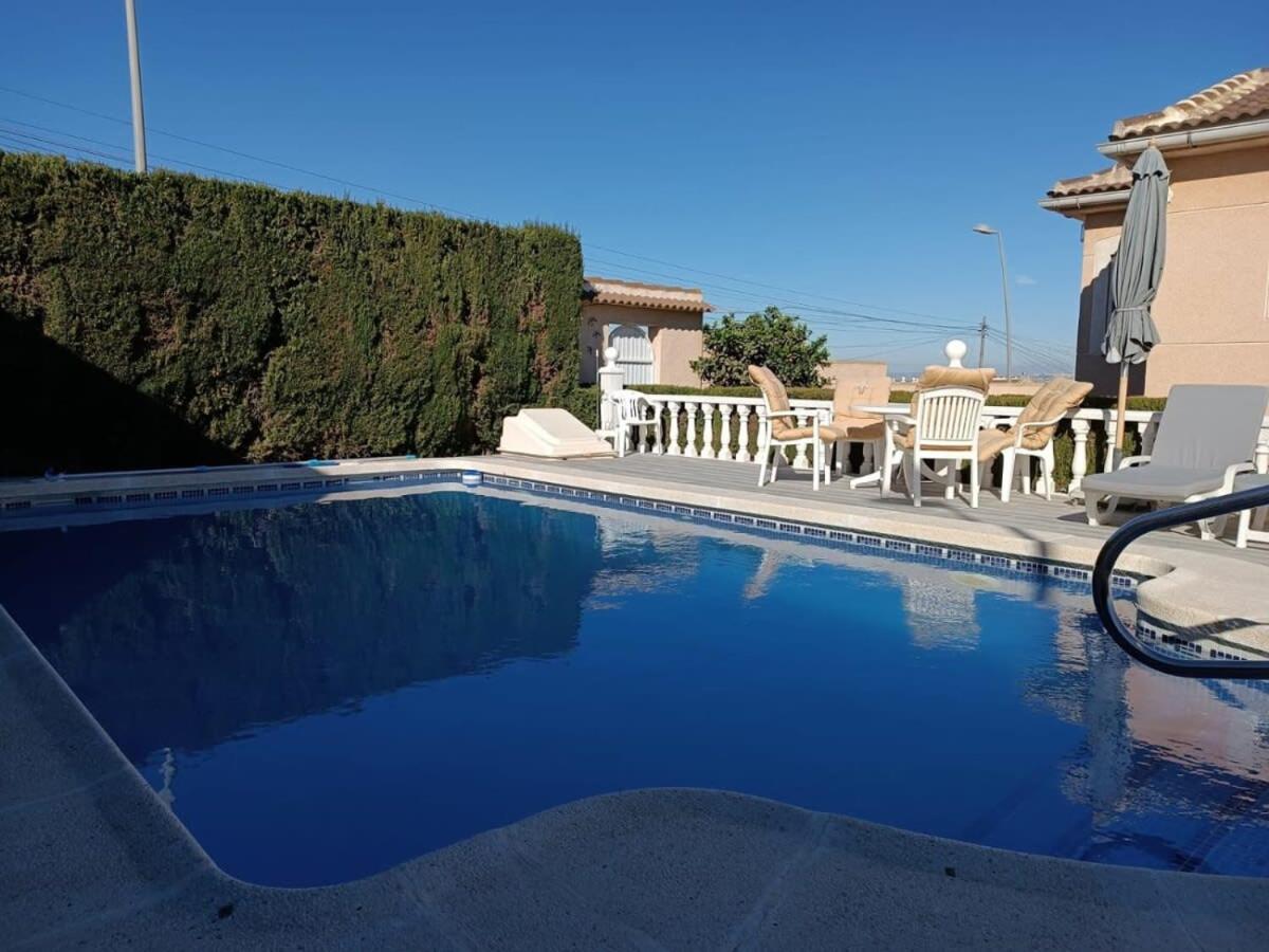 Quaint Ground Floor Apartment With Pool Lb1 Torrevieja Buitenkant foto